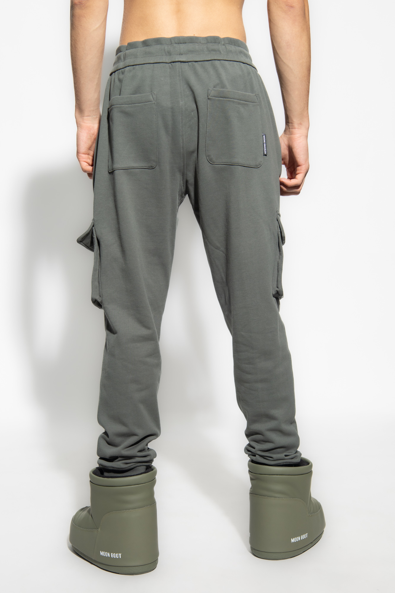 Moose Knuckles Cargo sweatpants | Men's Clothing | Vitkac